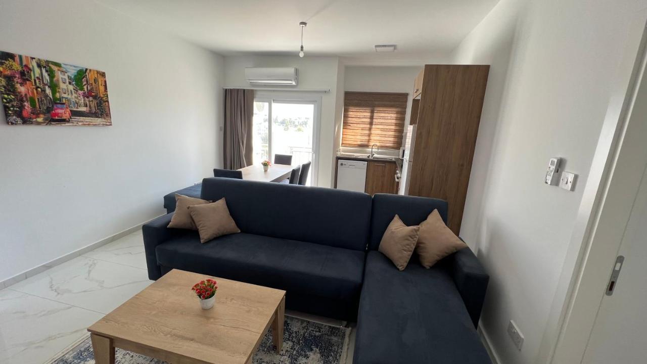 Tetris Apartment Spacious Comfortable Nicosia Rum bild